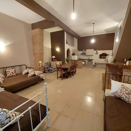 Loft, Il Giardino Sabino Daire *